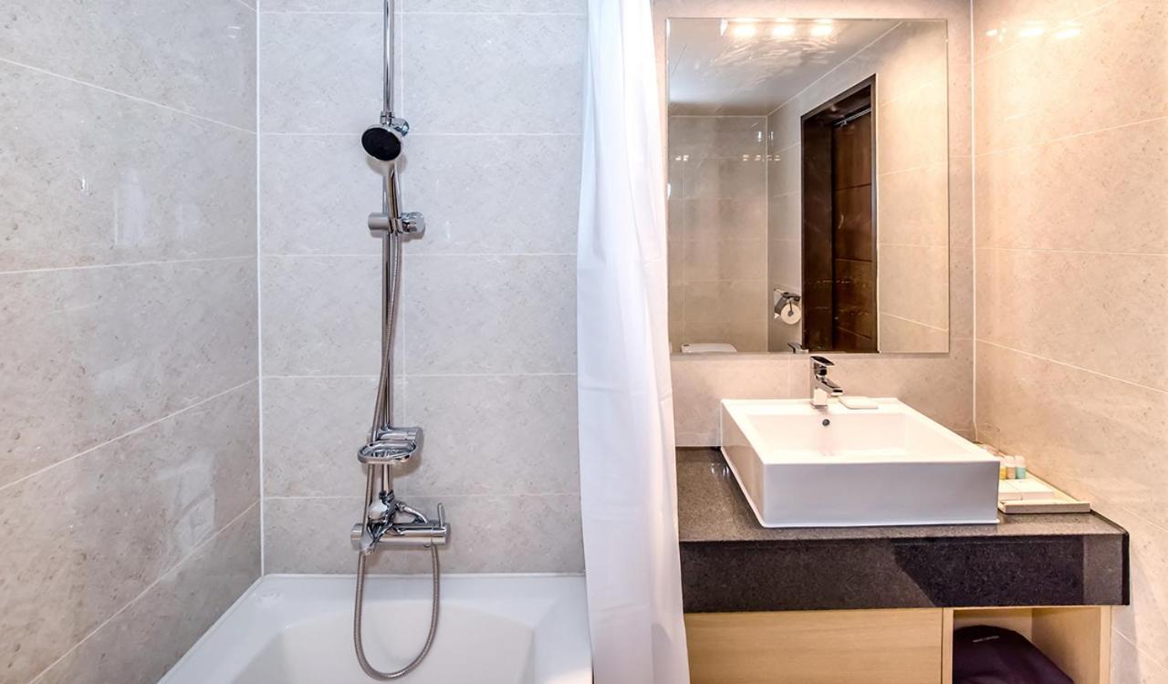 Hotel Shalom Jeju Bagian luar foto