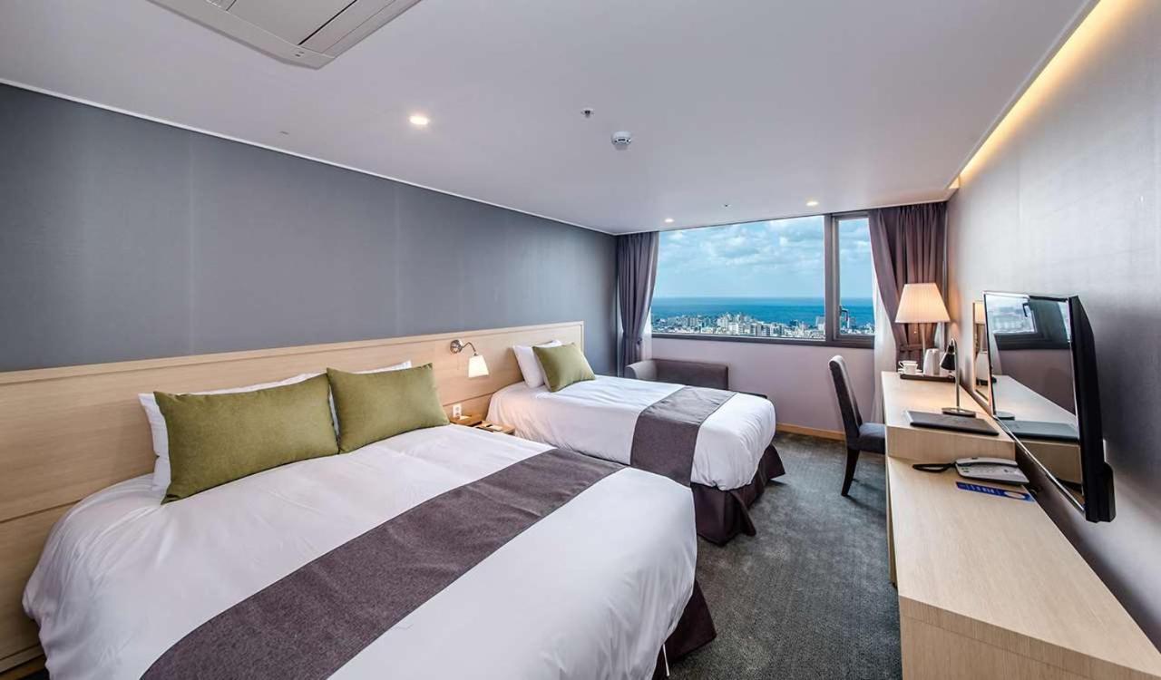 Hotel Shalom Jeju Bagian luar foto
